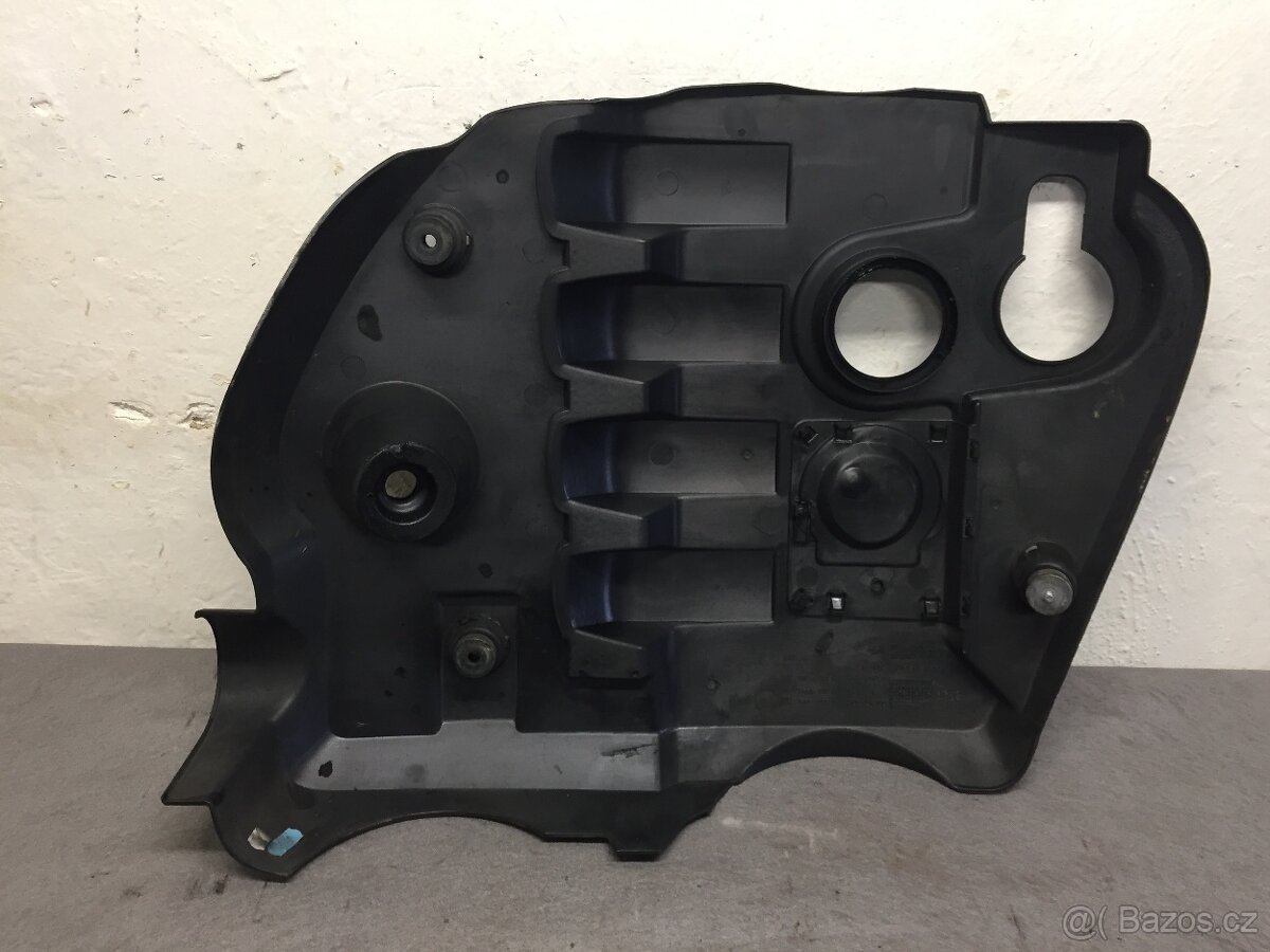 AUDI A4 B6 1.9TDI 96KW 2000-2004 - KRYT MOTORU - 2