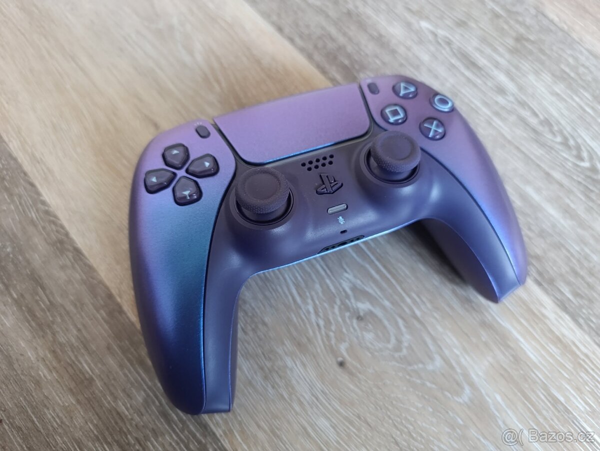 Ovladače na PS5 - 2