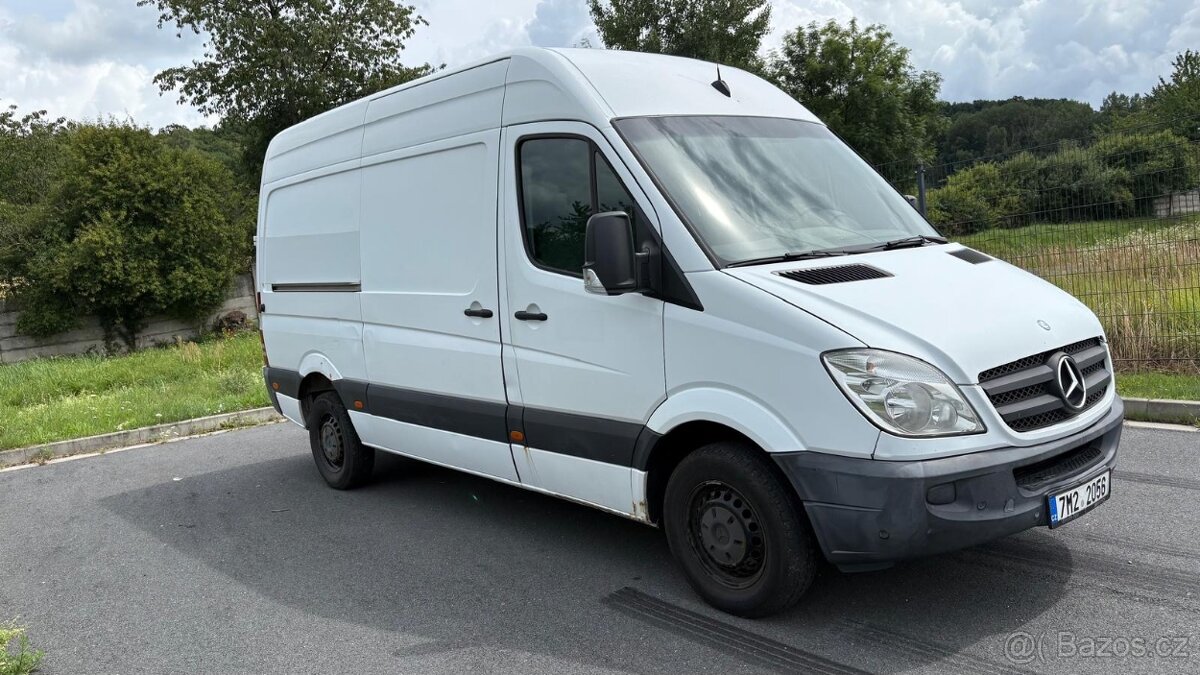 Mercedes Sprinter - 2