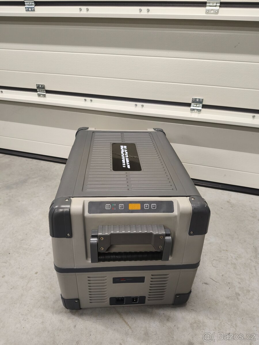 Blackmont Pro 40l autochladnicka - 2