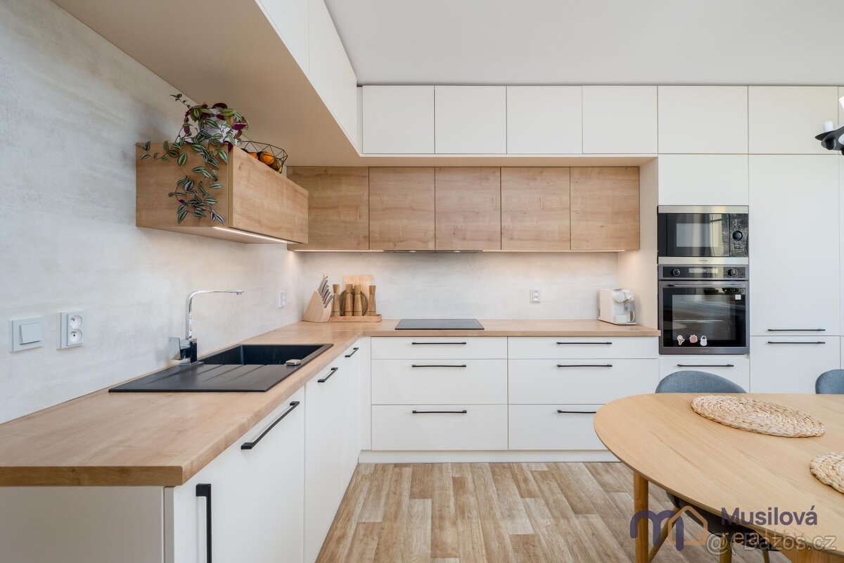 Prodej bytu 3+1 94m2 - 2