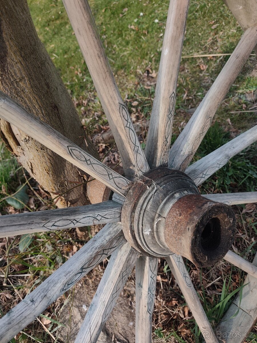 Loukoťové kolo - 2