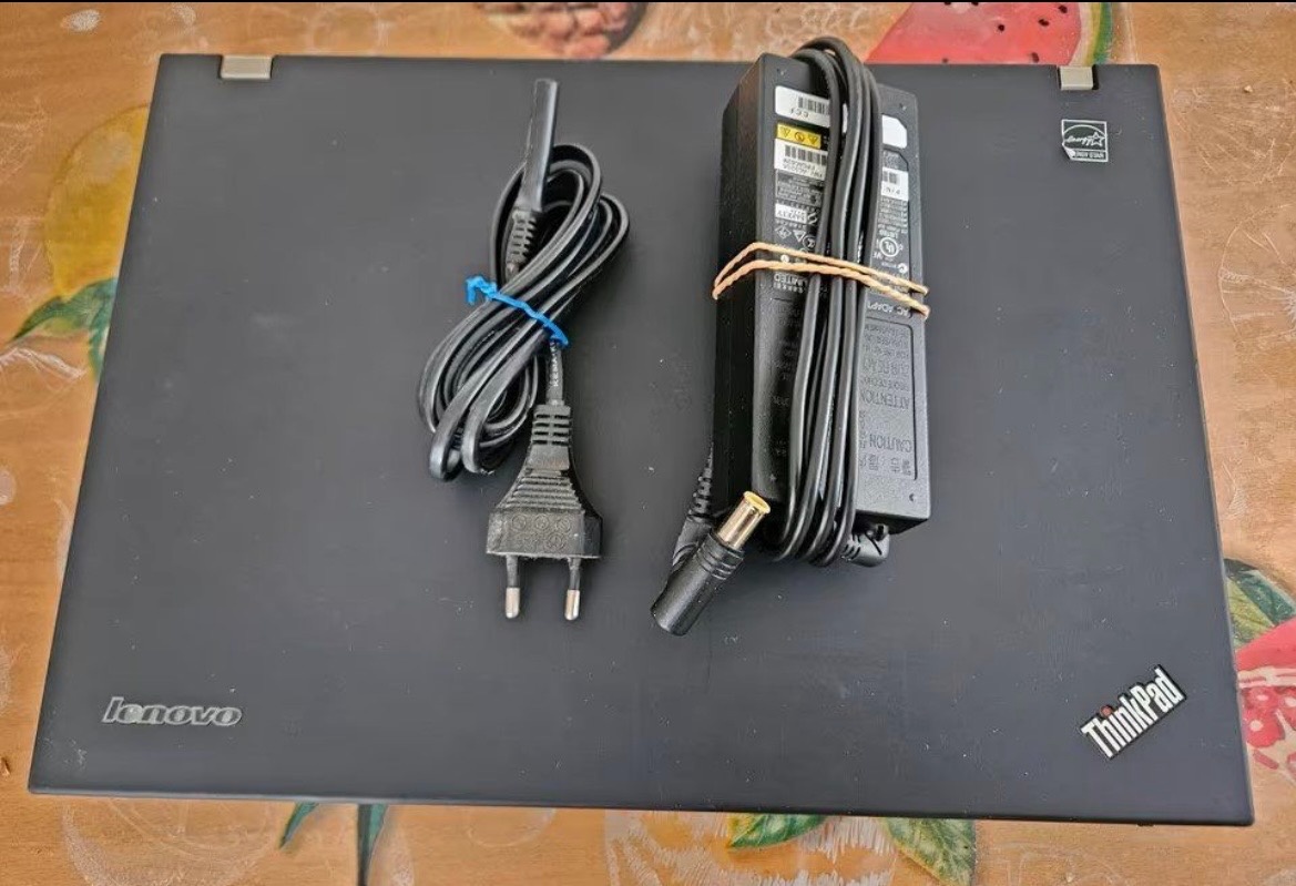 Lenovo ThinkPad - 2