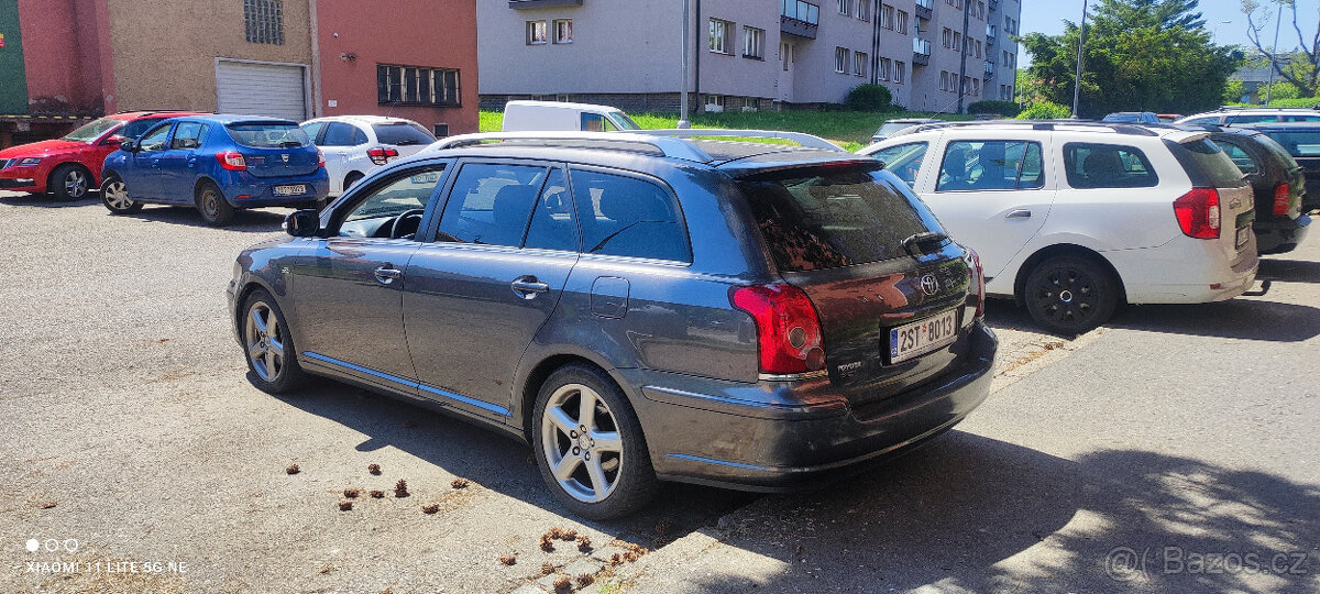 Prodám Toyota Avensis - 2