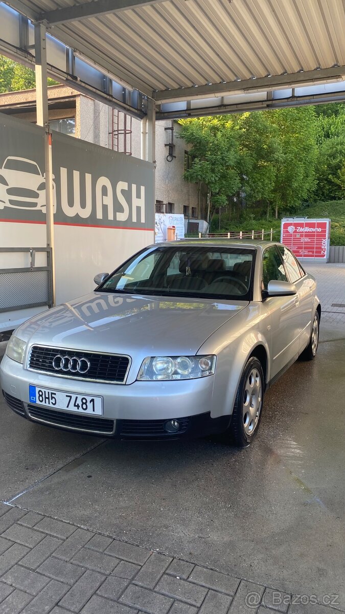 Audi A4B6 2.0i - 2