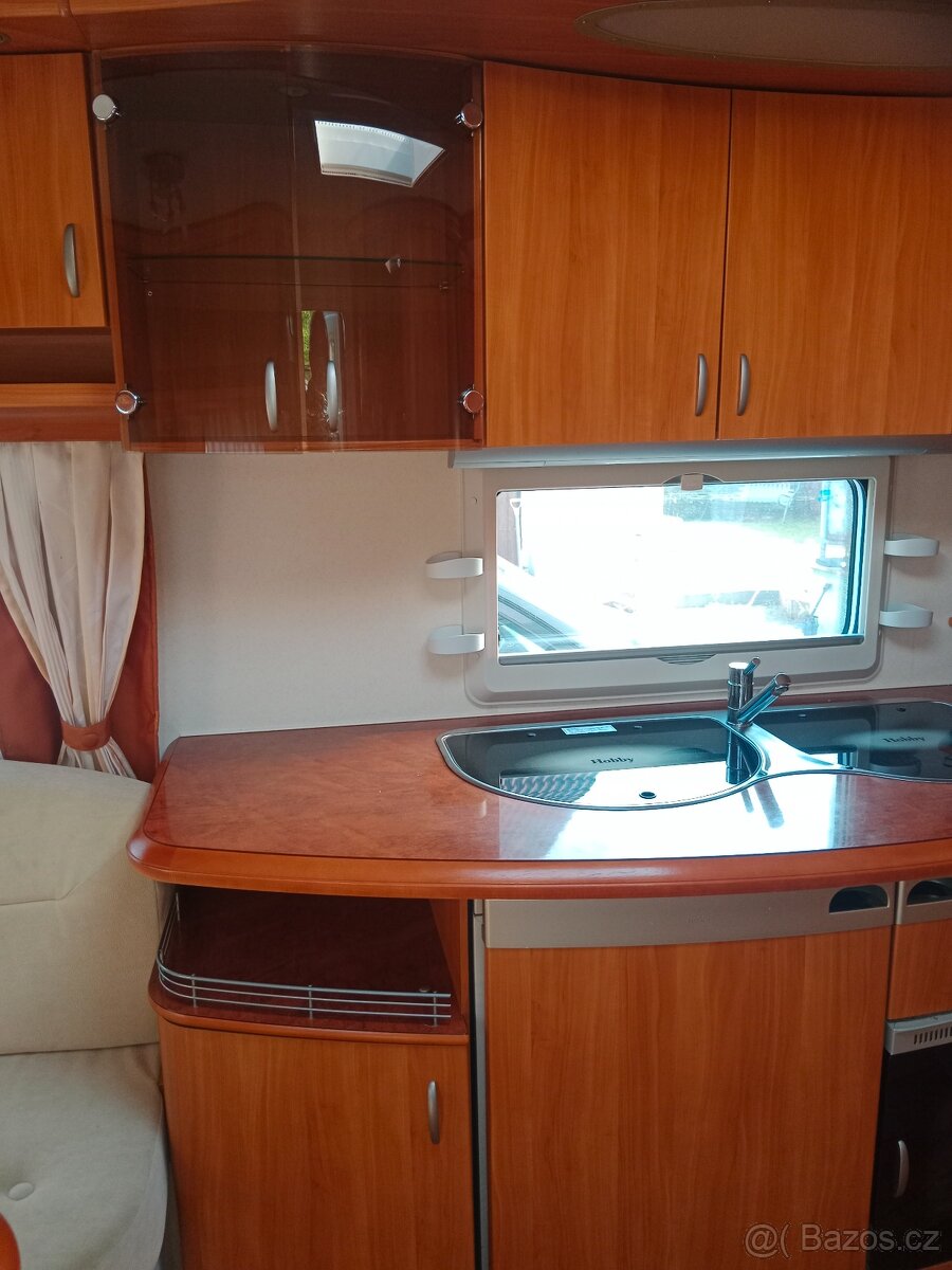 Prodám karavan Hobby Excelsior 24, 540 - 2