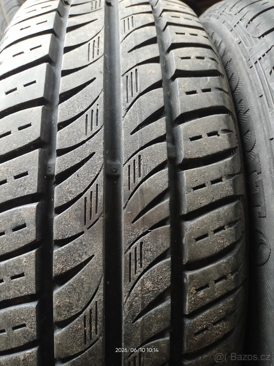 2kusy Letních pneu 185/60R15 - 2