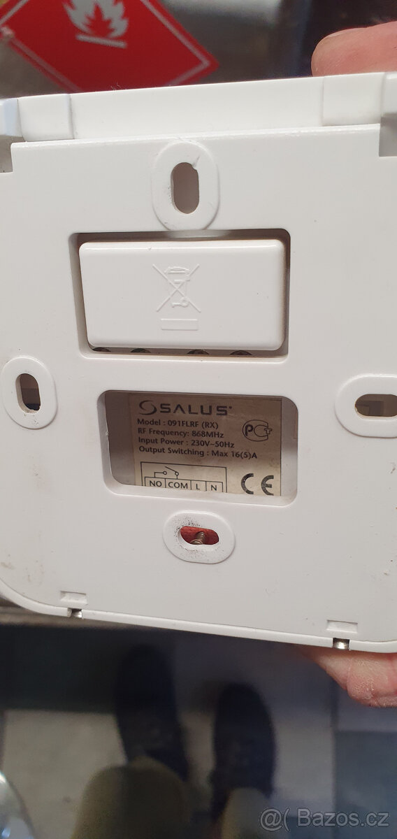 Pokojový termostat Salus 091FLRF - 2