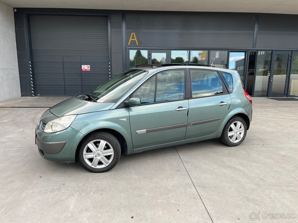 Renault Megane Scenic 1.5 DCi - 2