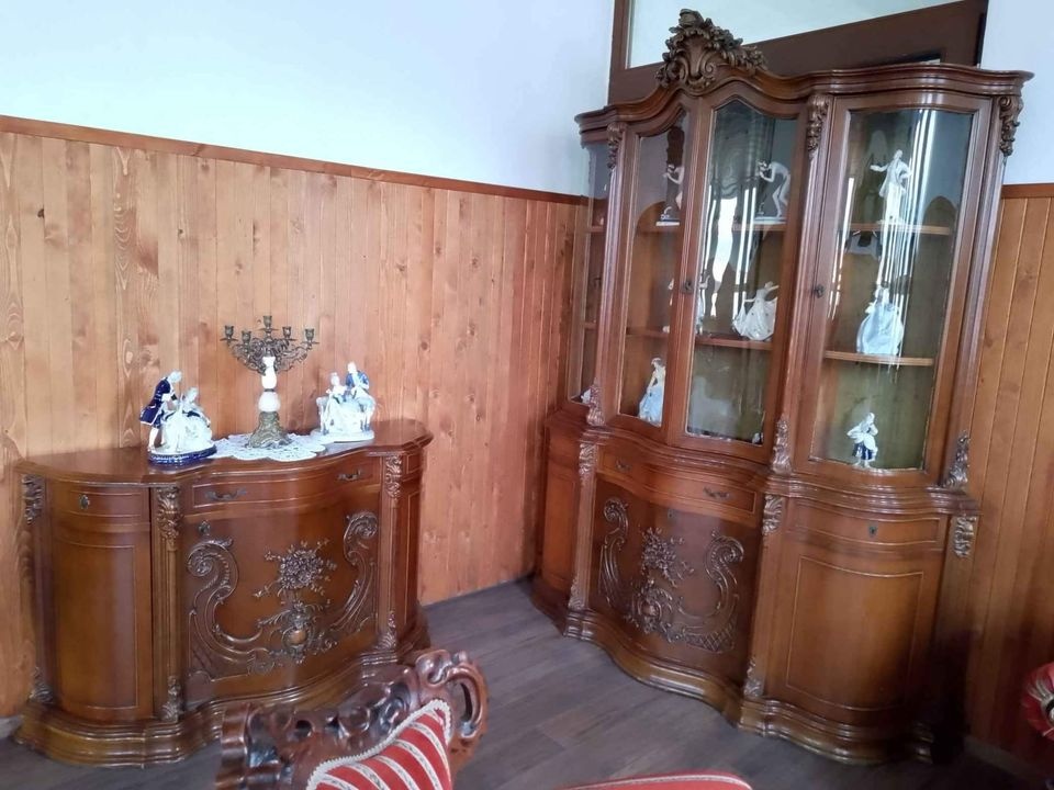 Italská vitrína s komodou-barokní - 2
