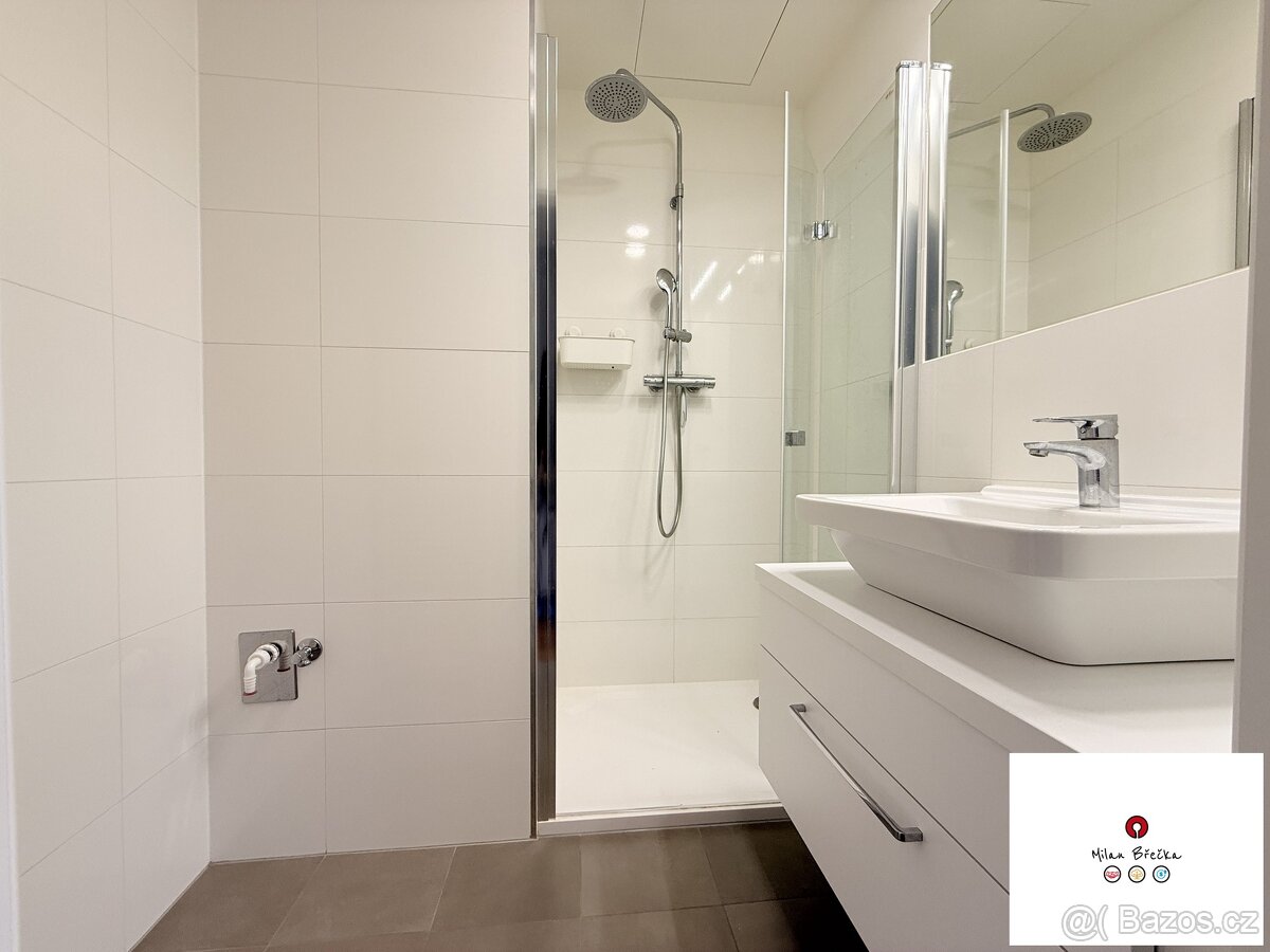 Pronájem bytu 3+kk 61 m², Praha - Vinohrady, ev.č. 00086-1 - 2