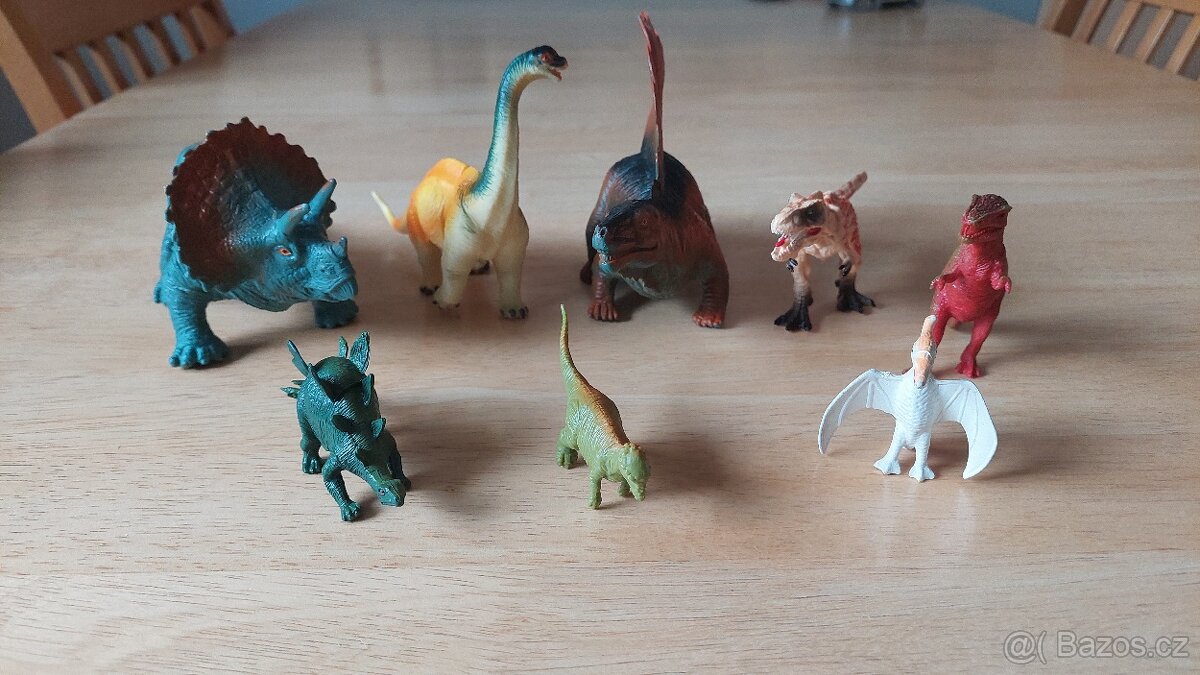 Figurky dinosauru 8ks - 2