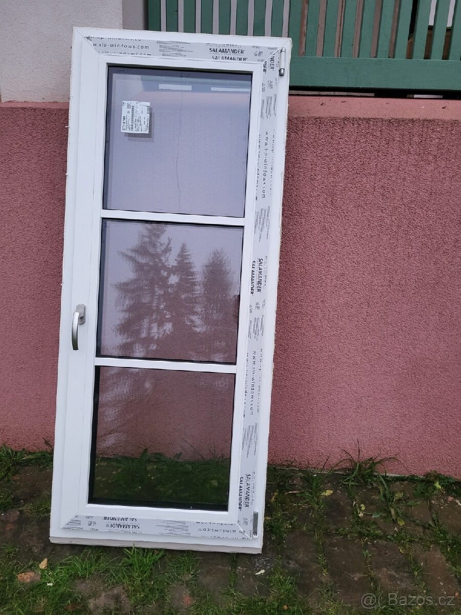 Okno plastové, trojsklo, nové, Sleva - 2