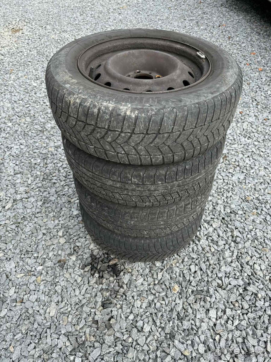 Sada zimních kol 195/65 R15 disky 4x108 - 2