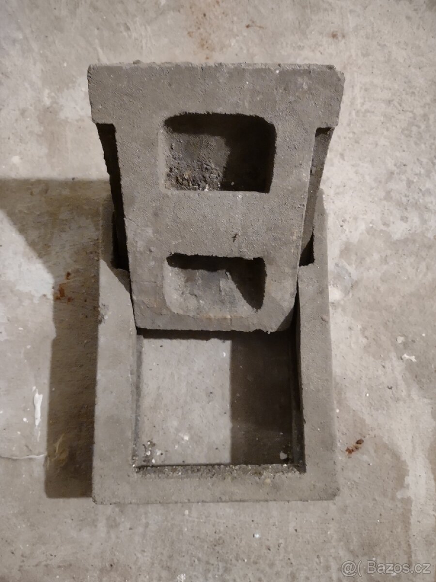 Komínová dvířka betonová - 2