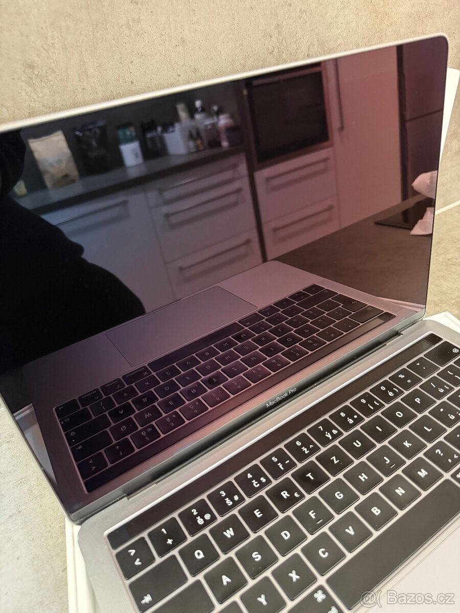 MacBook Pro 13-inch 2019 - 2