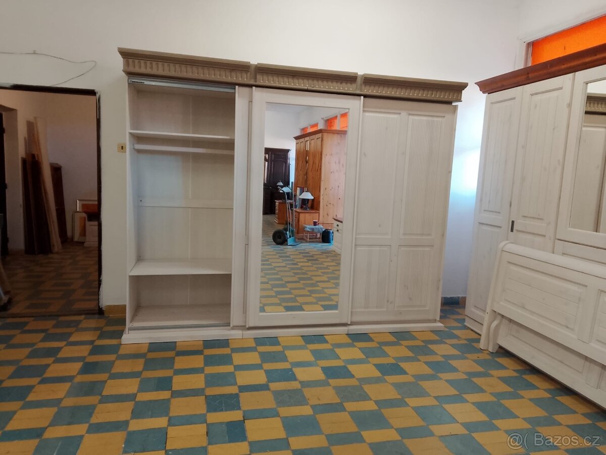 KOMPLETNÍ LOŽNICE HELSINKI ZAŠUPOVACÍ SKŘÍŇ - 2