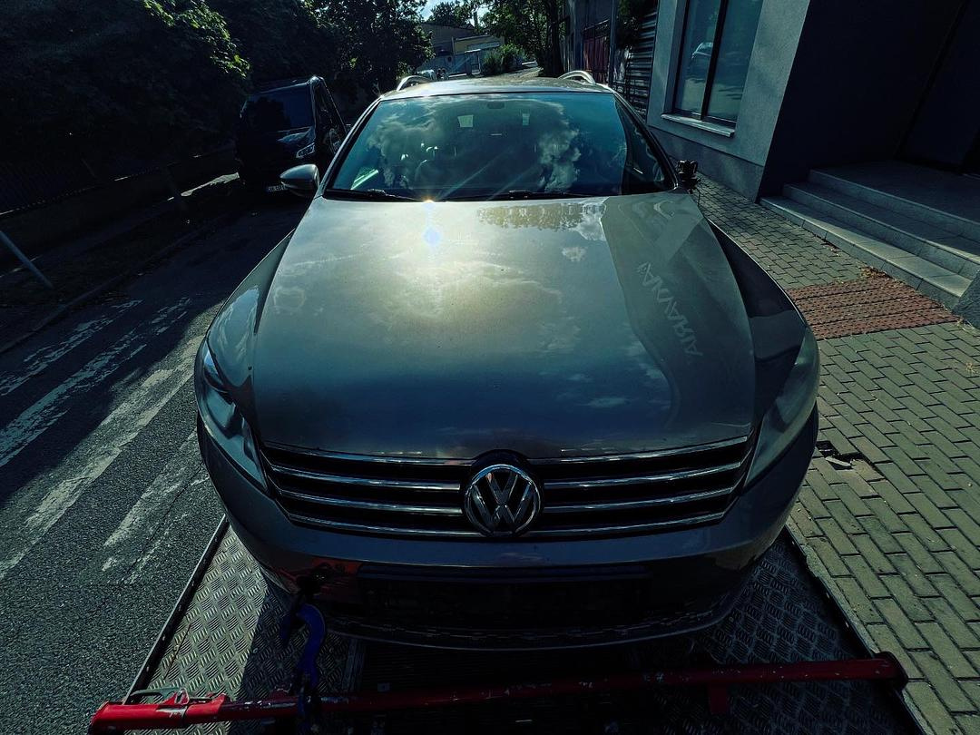 Vůz na náhradní díly VW Passat B7 kombi 2012 CFFB NFV LC8Y - 2