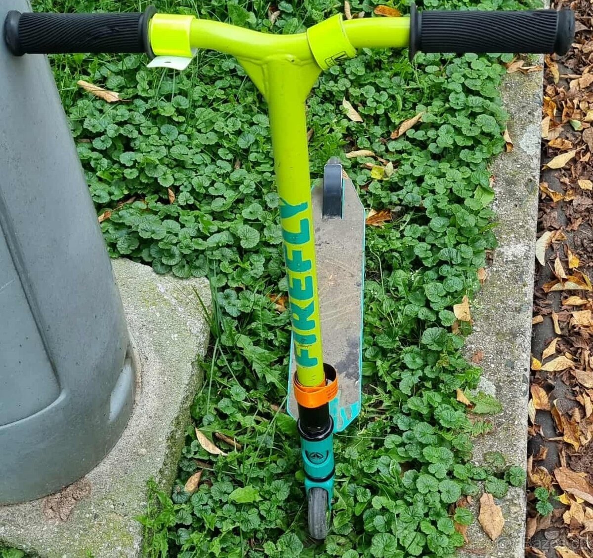 Firefly ST 300 zelená koloběžka - 2