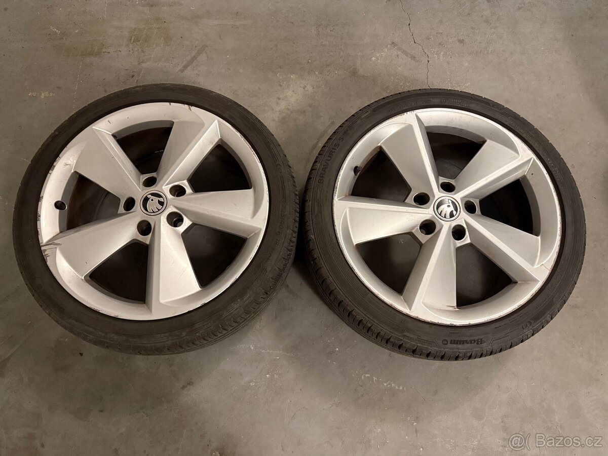 Škoda Octavia Golus 5x112 225/40/18 letní - 2
