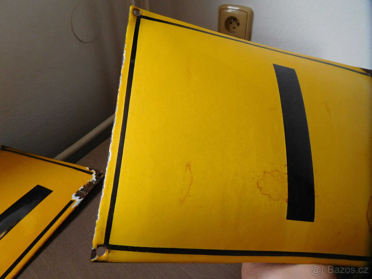 SMALTOVANÁ CEDULE - 2