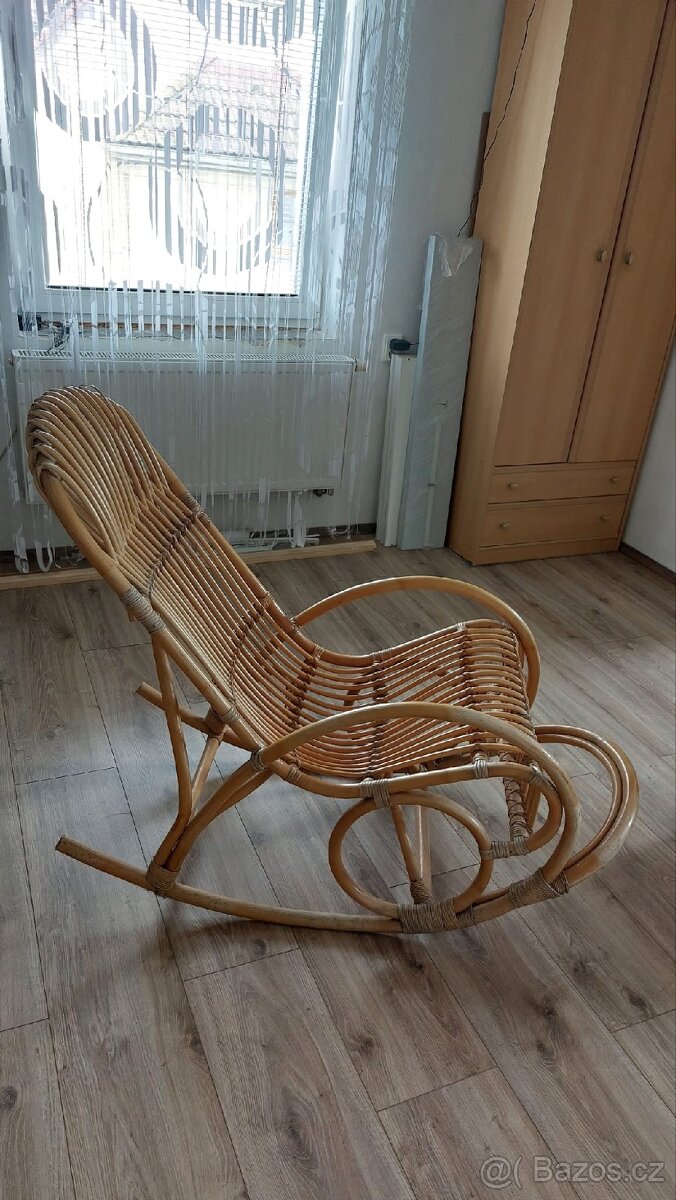 Houpací ratanové křeslo - 2