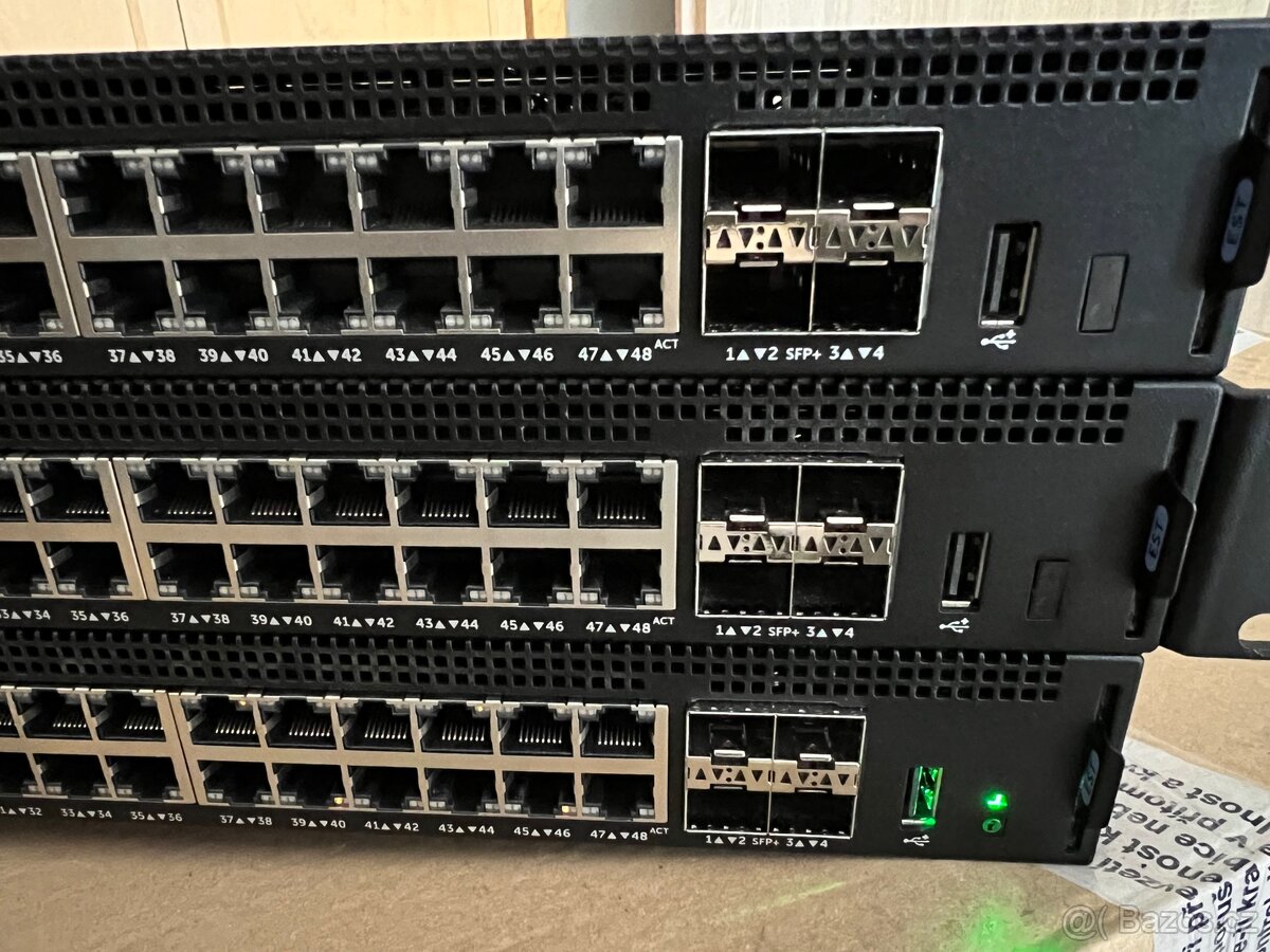 Switch DELL X1052 - 2