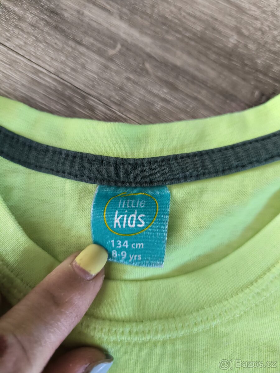 Dětské tílko vel. 134 - 2