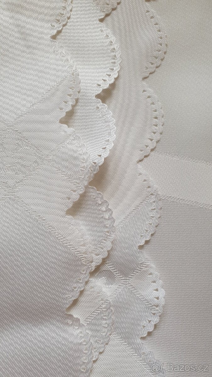 Ubrus bílý NOVÝ s teflonovou úpravou - 2