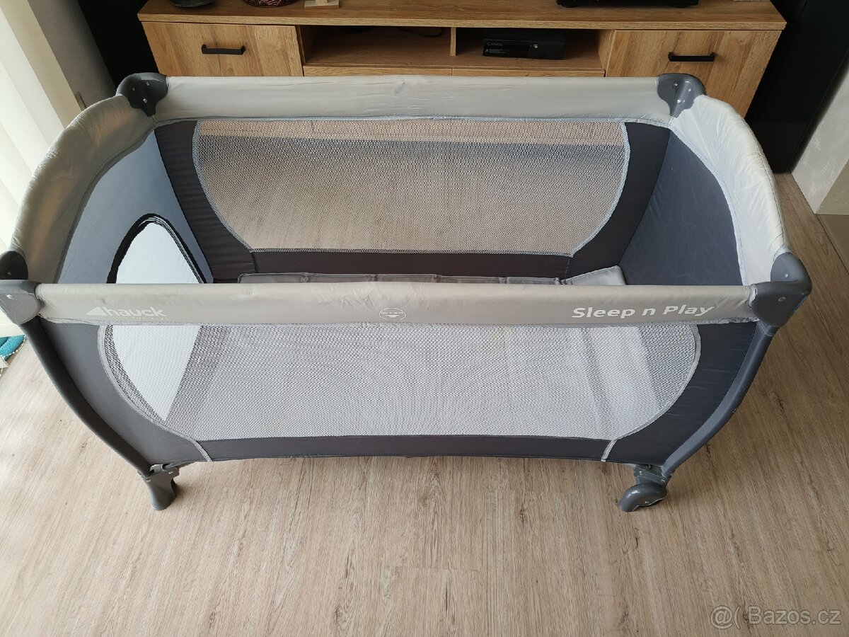 Cestovní postýlka - 2