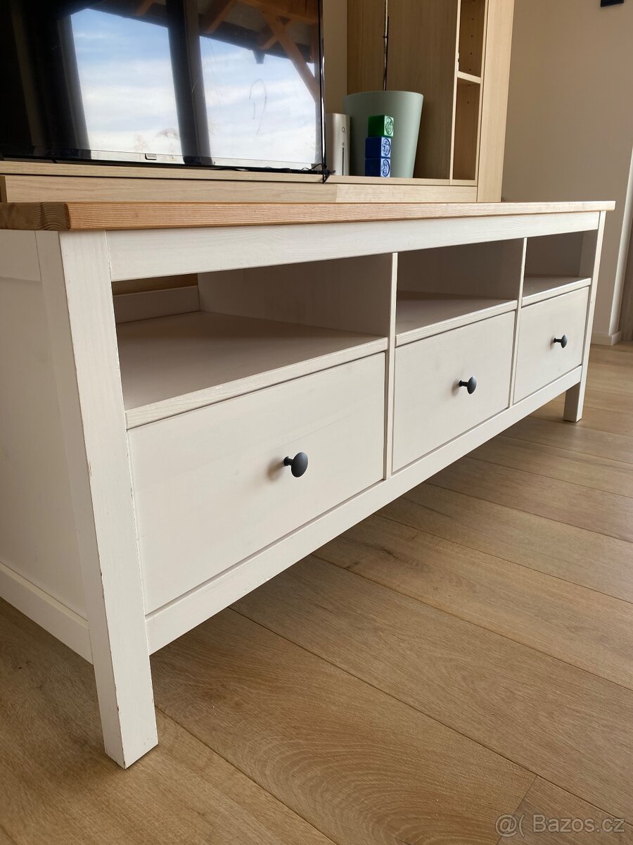 TV stolek - 2