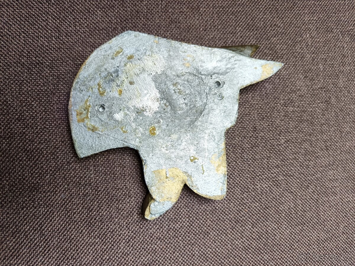 Kovová dekorace hlava psa - 2