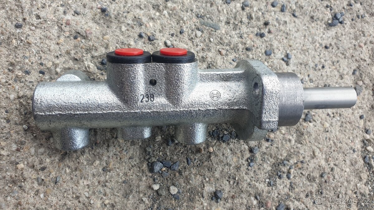 Hlavní brzdový válec - 2