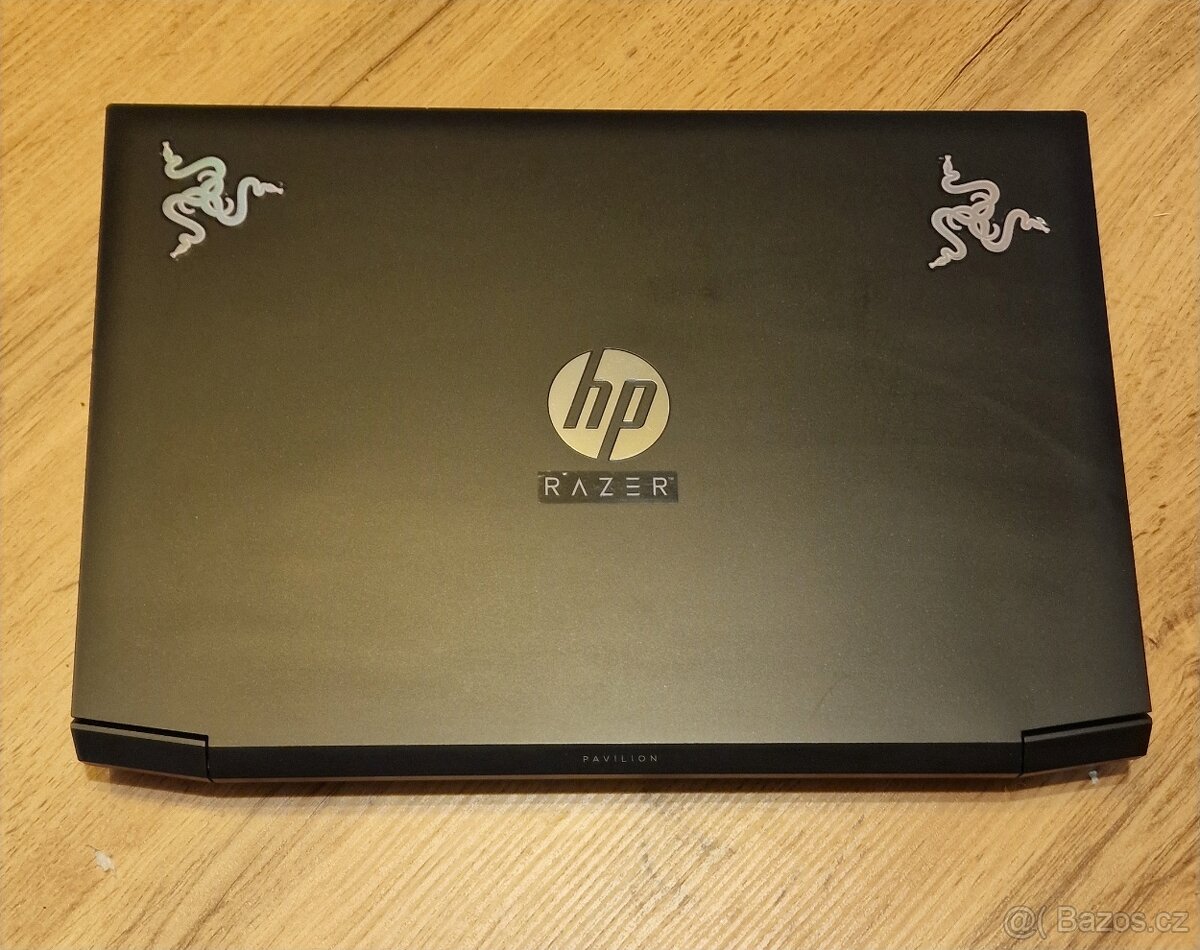 Prodám herní notebook super stav - 2