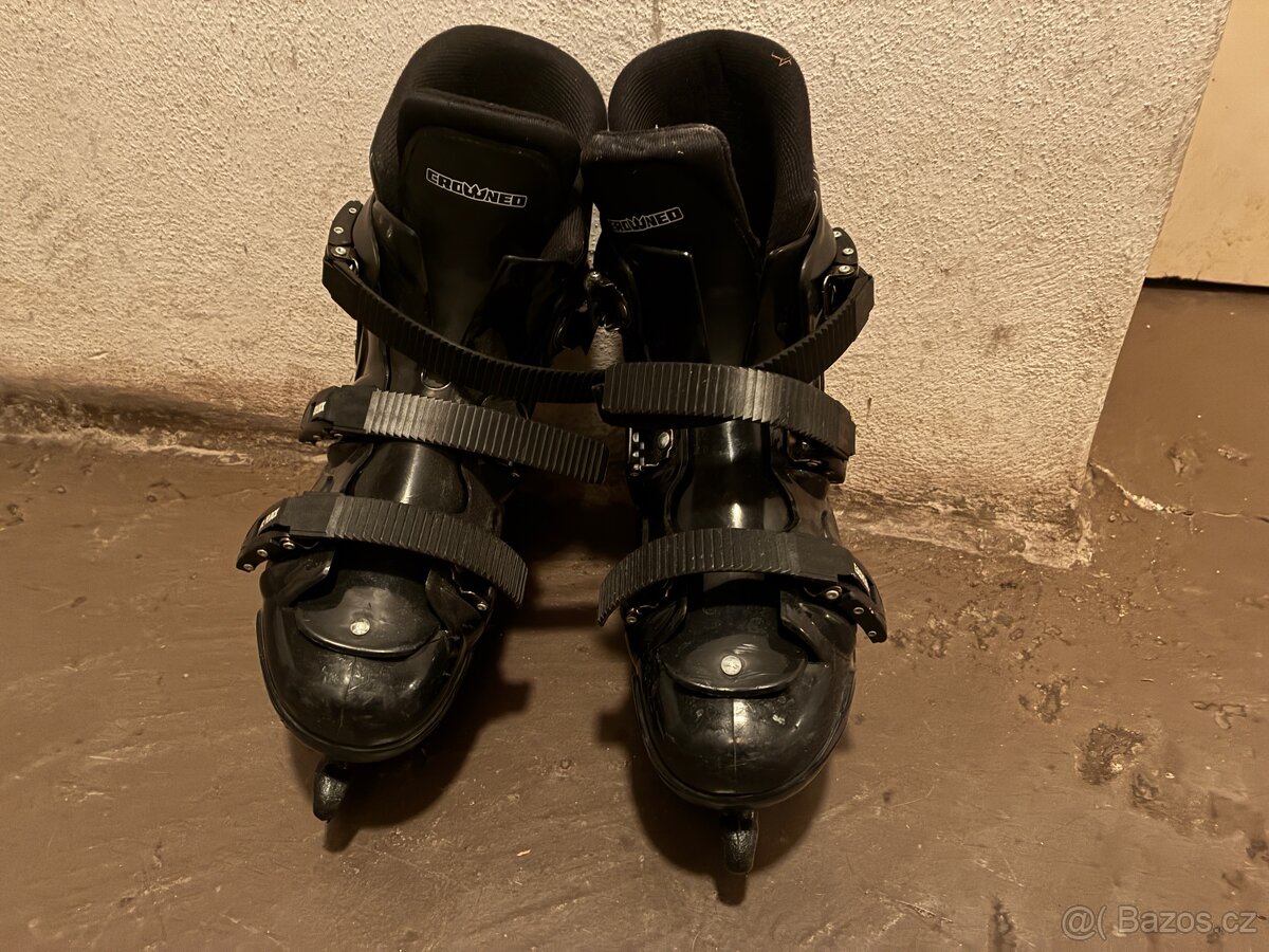 Chlapecké brusle vel.39 - 2