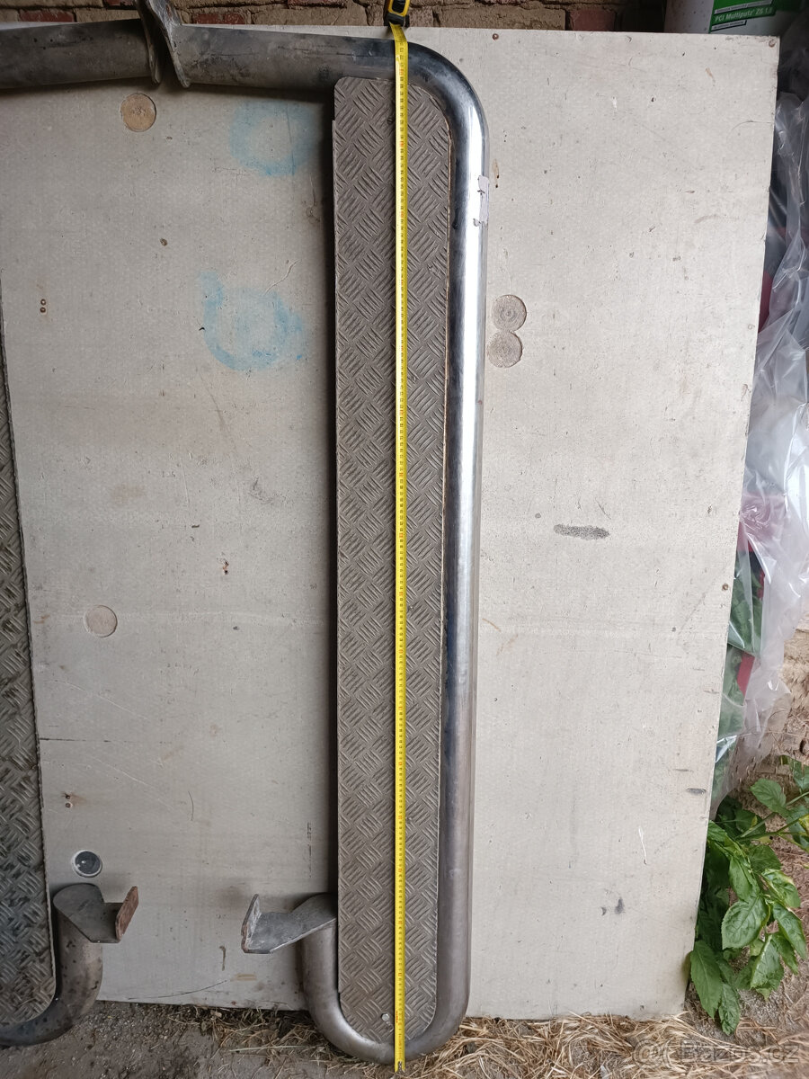 2x nerezové nášlapy offroad 174cm x 50cm