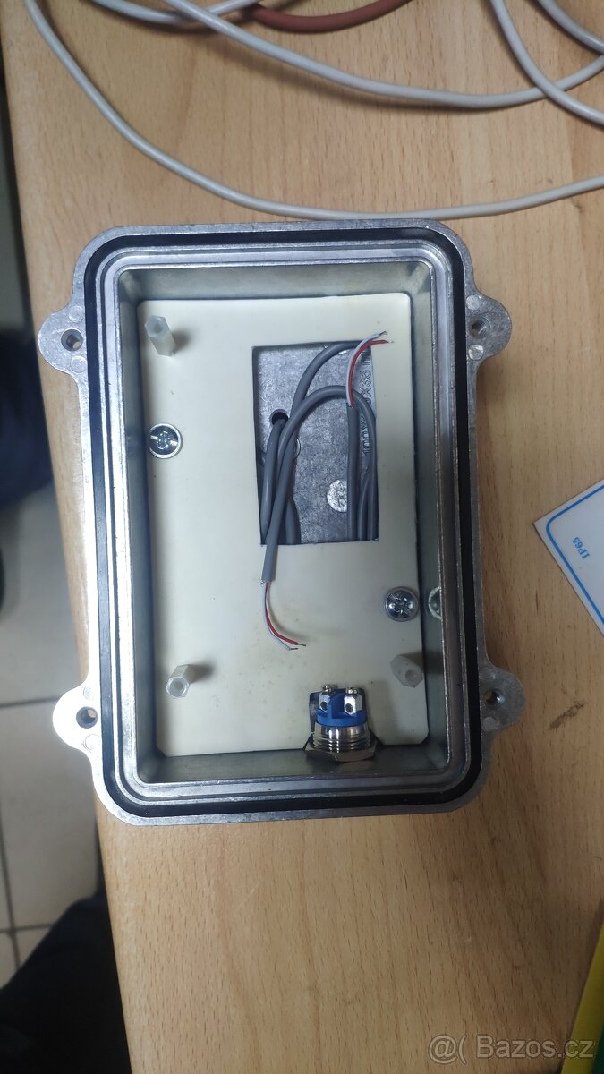 Vývoj elektroniky a zařízení - 2