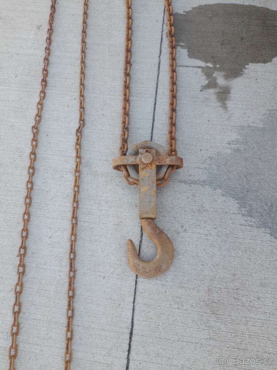 Řetězový zvedák-kočka-hupcuk 1t - 2