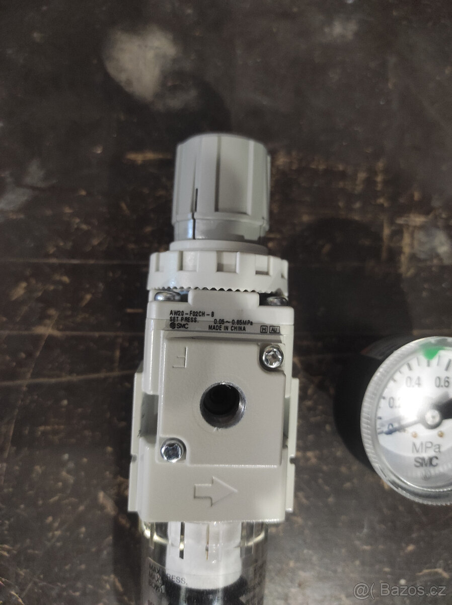 Regulátor s filtrem SMC AW20-F02CH-B - 2