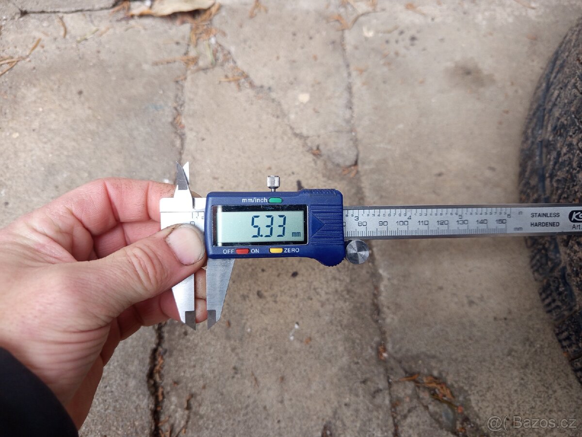 Prodám zimní pneu vredestein snowtrac 2, 195/50R15 82H - 2