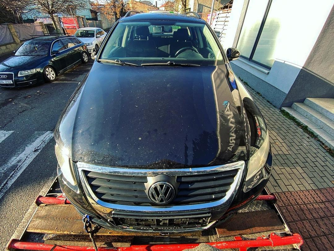 Vůz na náhradní díly VW Passat B6 kombi 2008 CBAB KNS LC9X - 2