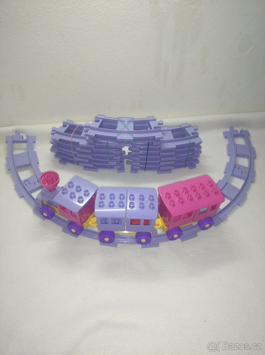 HELLO KITTY VLÁČEK - UNICO PLUS - 2