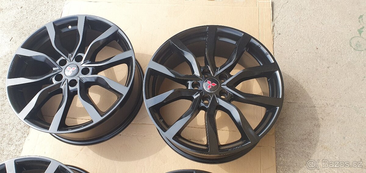 Mitsubishi outlandet 5x114,3 r19 eclipse cross asx kia mazd - 2