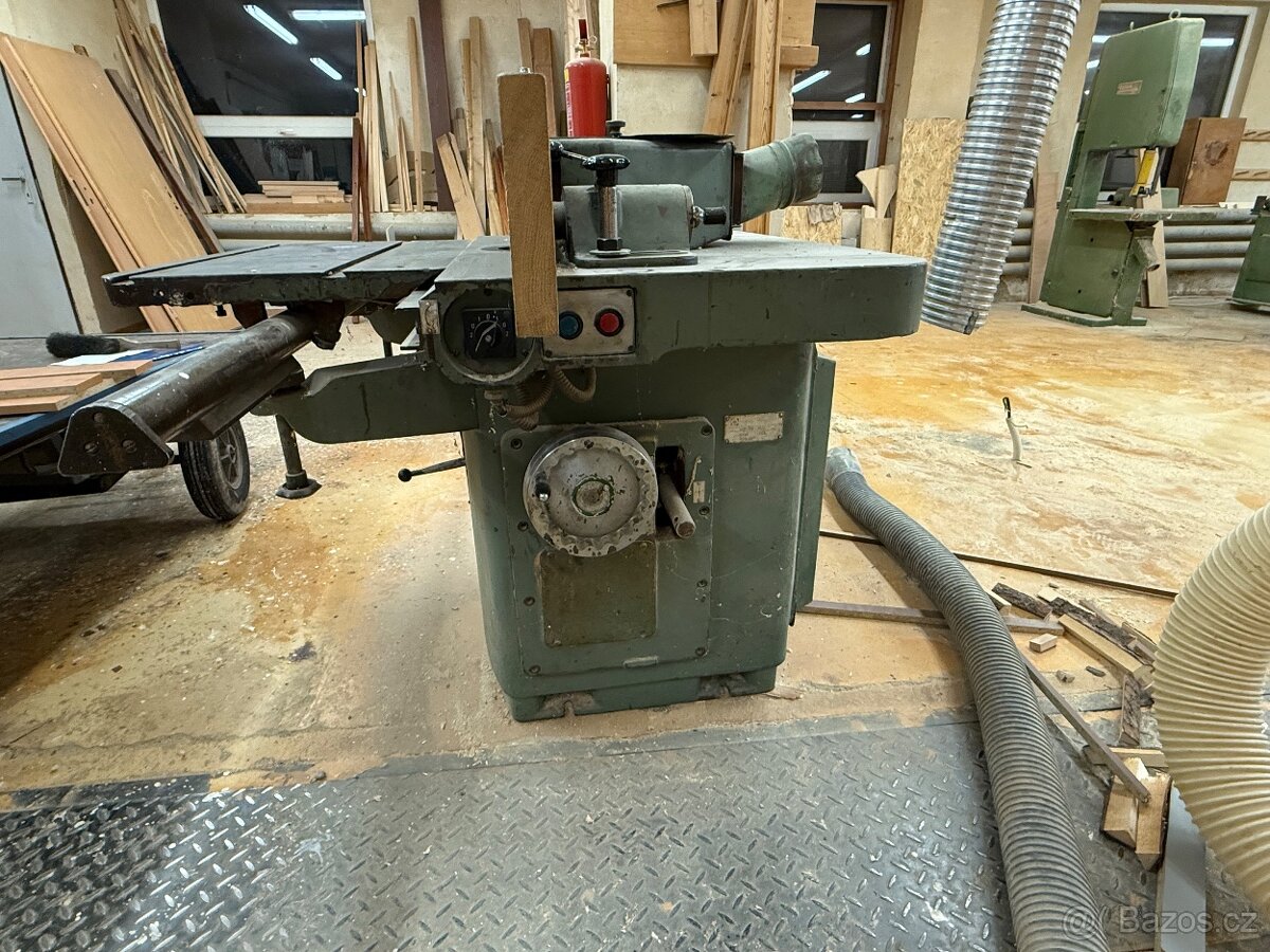 Spodní frézka FD-35 – průmyslová, litinová (NDR, 1977) - 2