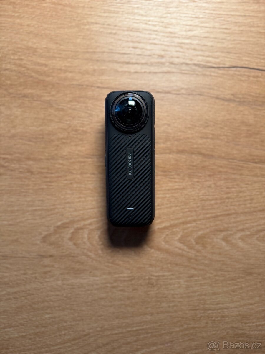 Insta360 X4 + 220 cm tyč + DJI mount redukce - 2
