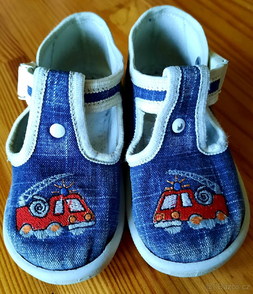 Botičky sandálky vel.21 - 2