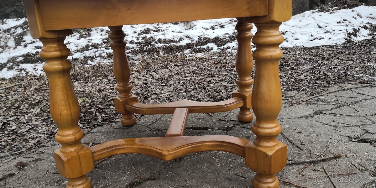 Rustikální masivní konferenční stolek - 2