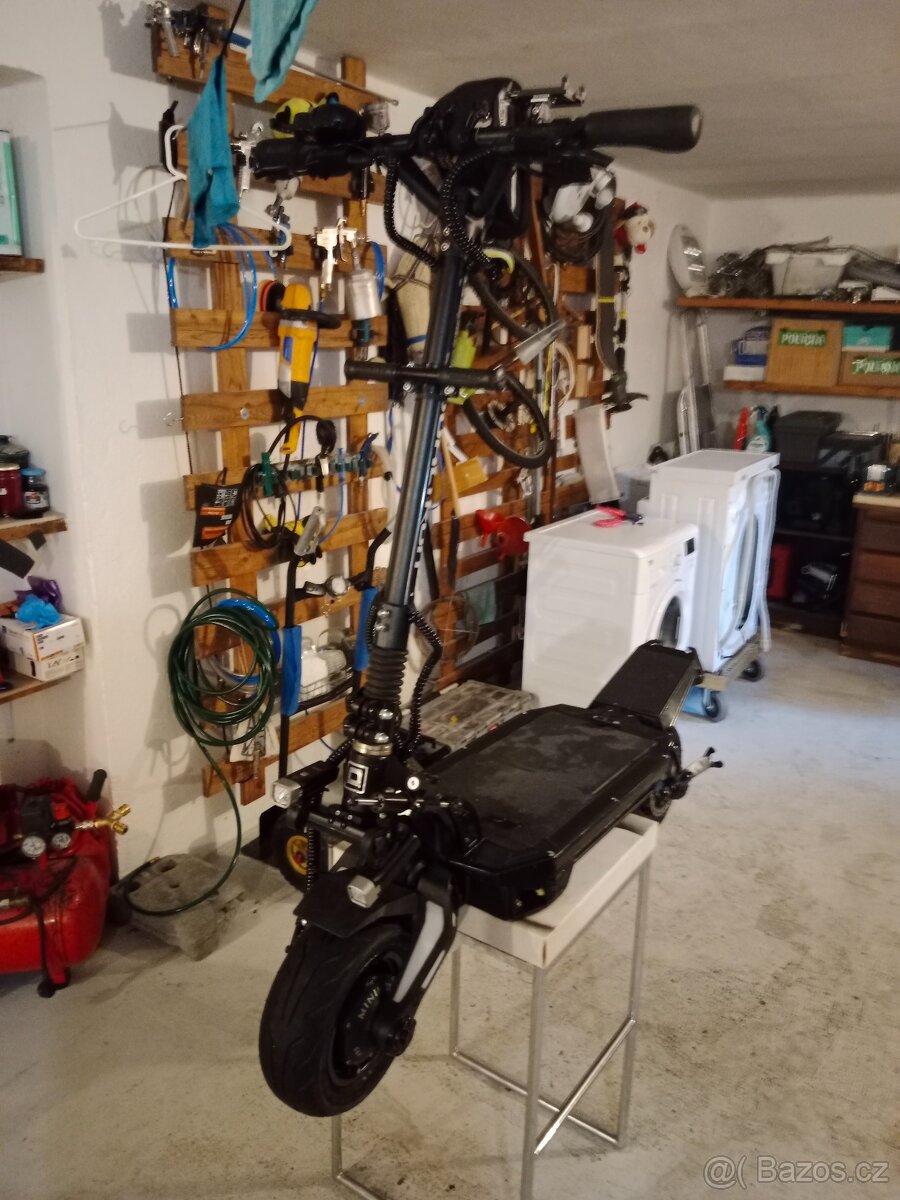 Elektrická koloběžka Dualtron Storm - 2