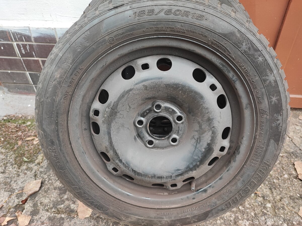 Zimní pneu 185/60 15" - 2