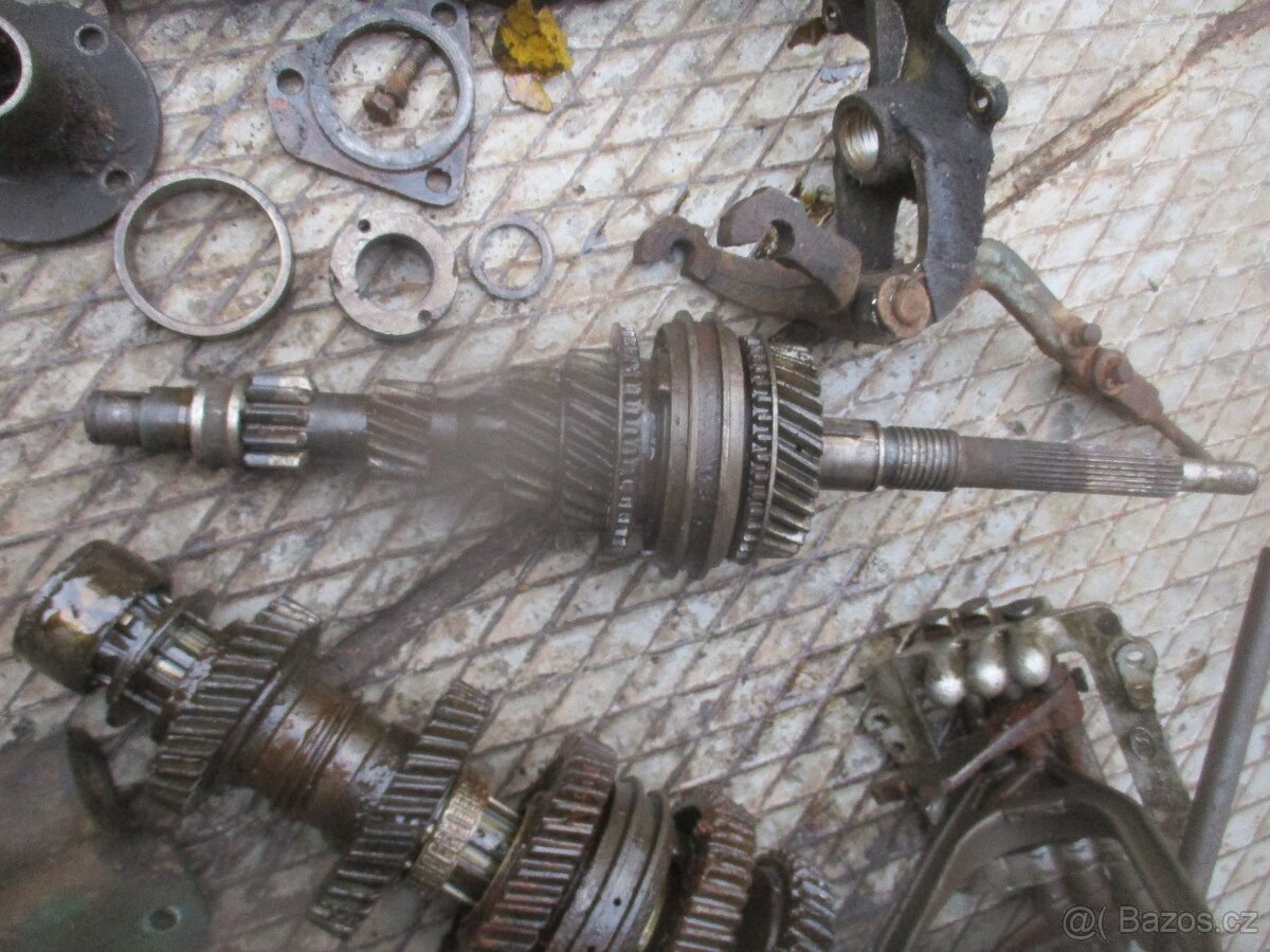 diferenciál s uzávěrkou a díly převodovky Multicar M 22 - 2